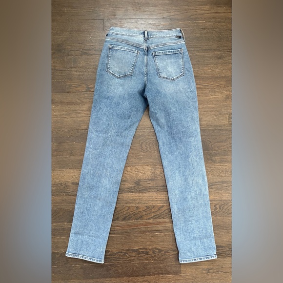 Eddie Bauer Light Blue Women's Skinny Jeans - Picture 2 of 4